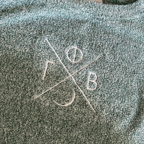 Gamma Phi Beta Crewneck - Picture 4 of 4